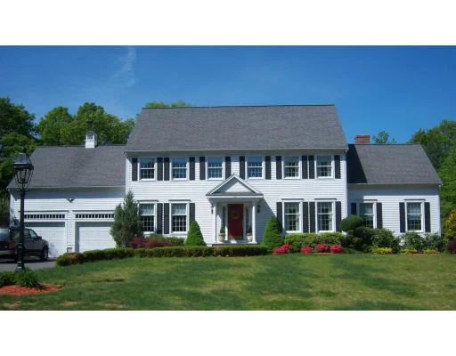 Unit for sale at 15 Hampton Court, Walpole, MA 02032
