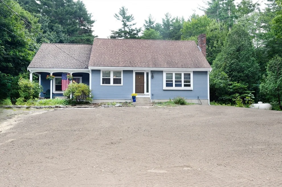 Unit for sale at 136 Taylor St, Pembroke, MA 02359