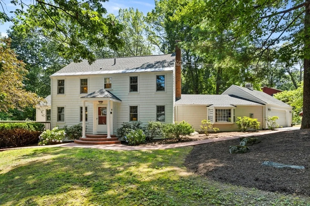 Unit for sale at 1 Blackhorse Dr, Acton, MA 01720