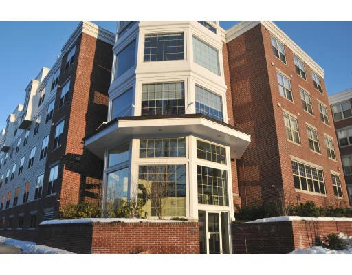Unit for sale at 248 Albion St, Wakefield, MA 01880