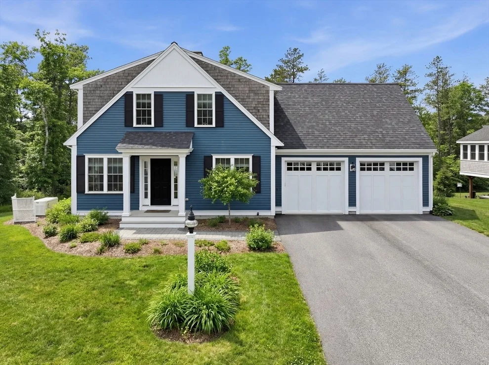 Unit for sale at 33 Farm Rd, Plymouth, MA 02360