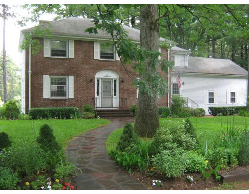 Unit for sale at 27 Pine Grove Ave, Sharon, MA 02067
