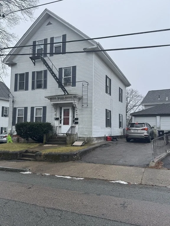 Unit for sale at 265 Chestnut St, North Attleboro, MA 02760