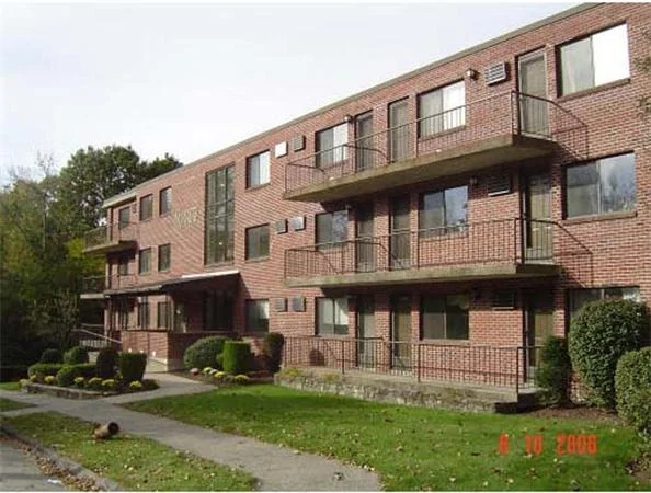 Unit for sale at 10 Rutledge, Worcester, MA 01604