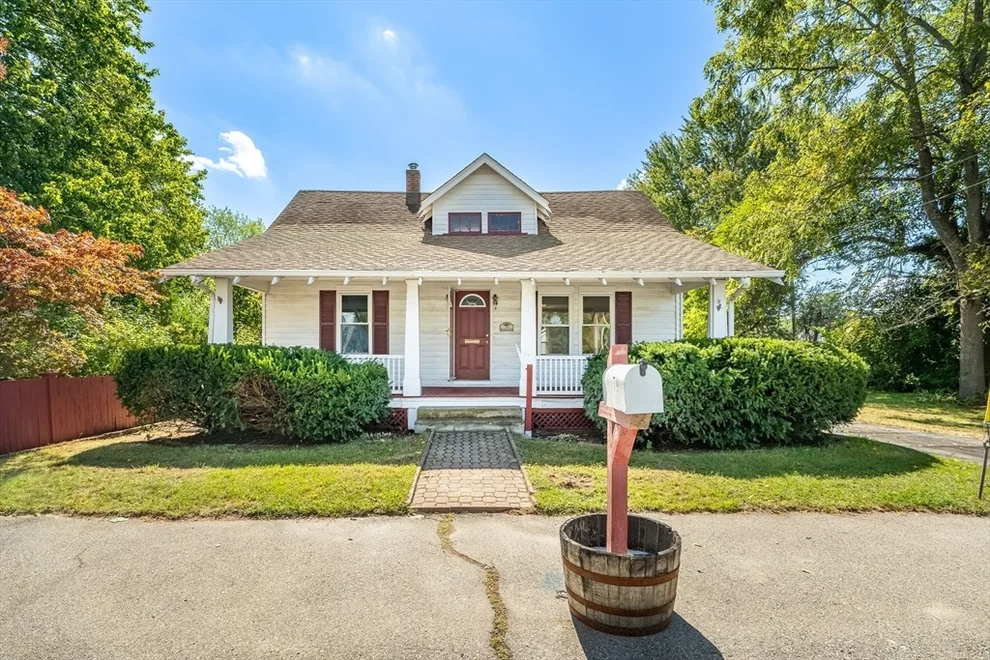 Unit for sale at 79 Central Ave, Seekonk, MA 02771