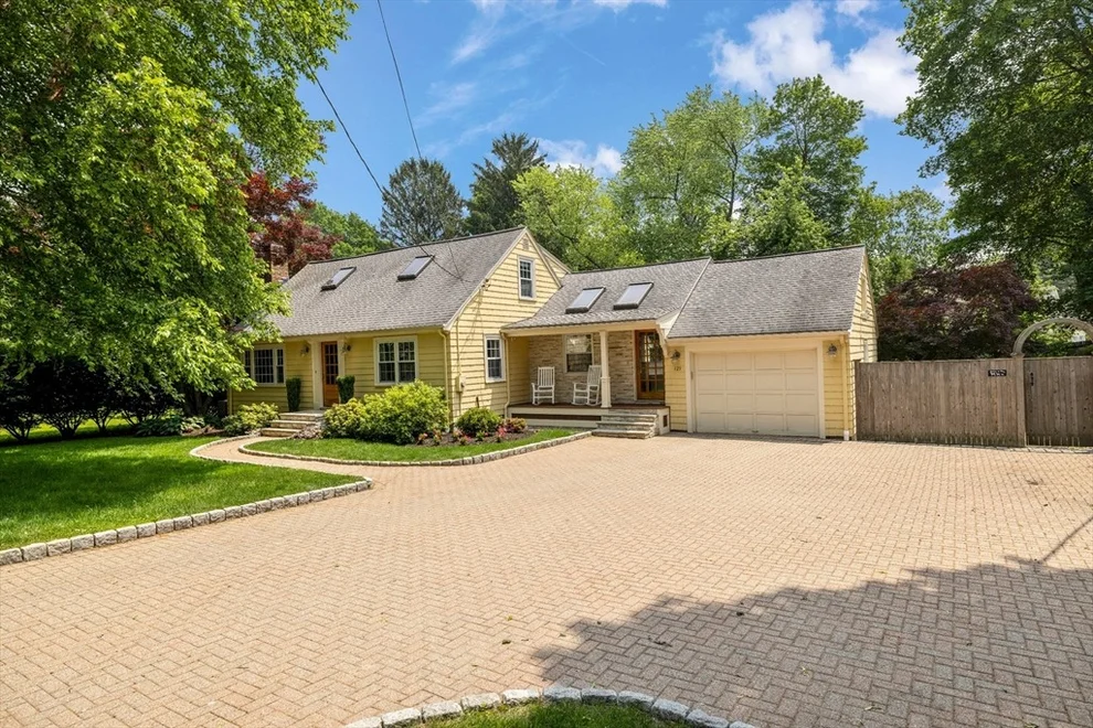 Unit for sale at 125 Burlington Street, Lexington, MA 02420
