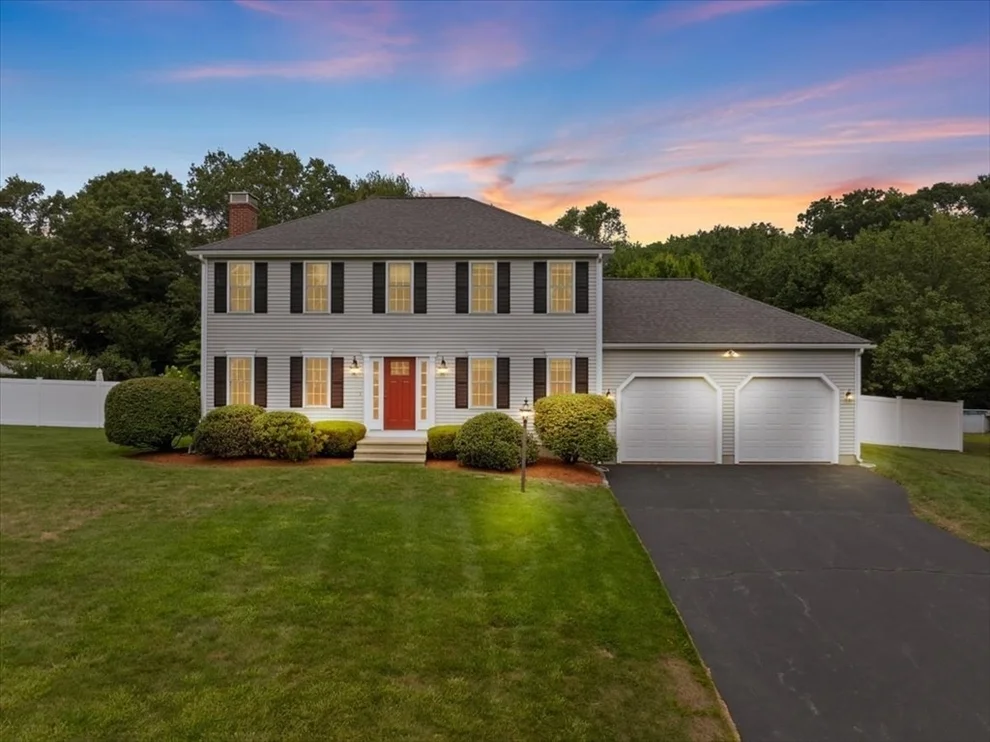 Unit for sale at 3 Maura Elizabeth Ln, Foxboro, MA 02035