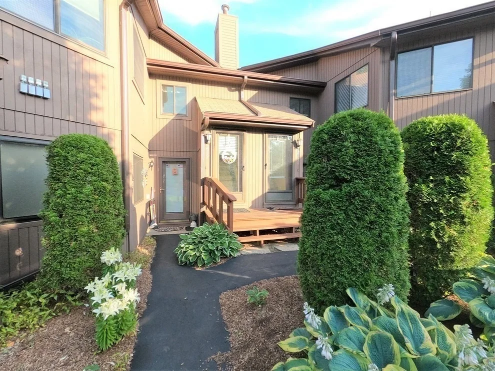 Unit for sale at 306 Trailside Way, Ashland, MA 01721