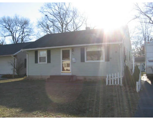 Unit for sale at 87 Manning St, Chicopee, MA 01020