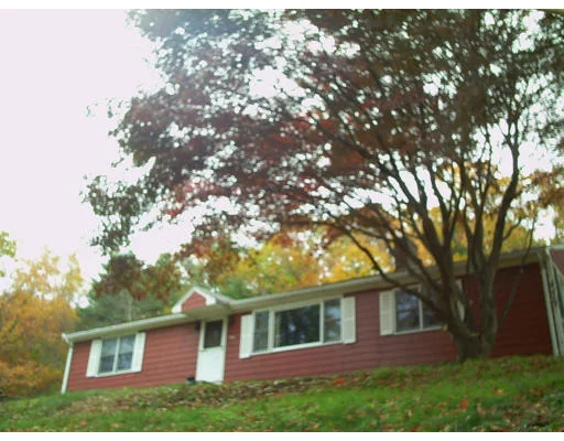 Unit for sale at 1530 Quaker St, Northbridge, MA 01534