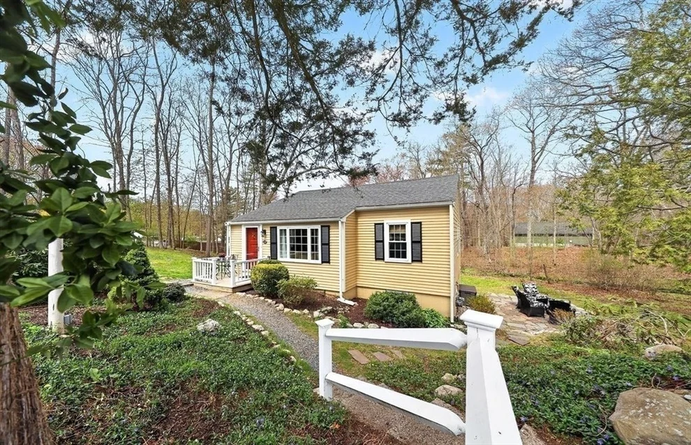 Unit for sale at 15 Leigh Road, Norwell, MA 02061