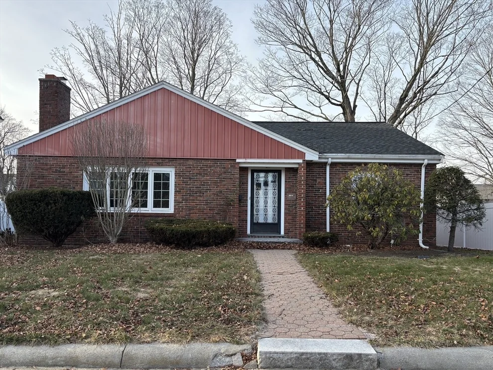 Unit for sale at 172 Florence St, Melrose, MA 02176