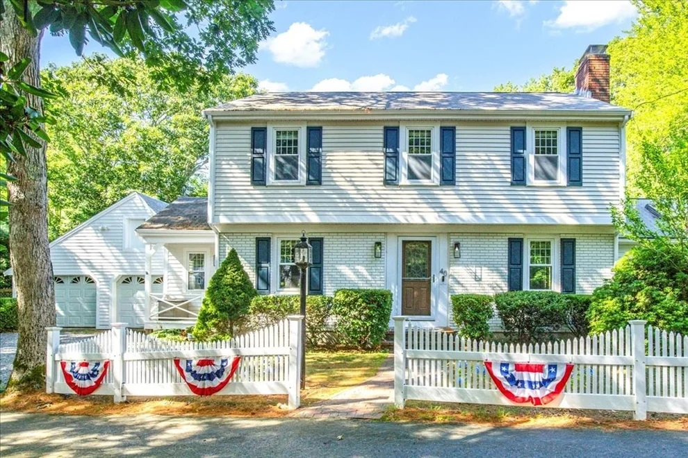 Unit for sale at 40 North Hill Drive, Falmouth, MA 02556