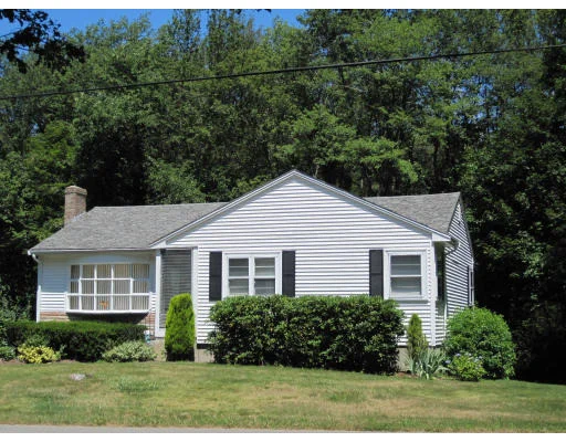 Unit for sale at 4 Wilshire Dr, Sharon, MA 02067