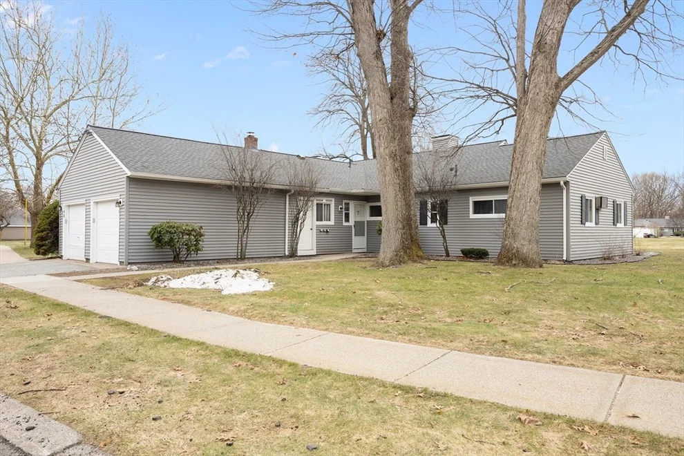Unit for sale at 144 Horseshoe Drive, Chicopee, MA 01022