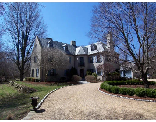 Unit for sale at 27 Forest St, Milton, MA 02186