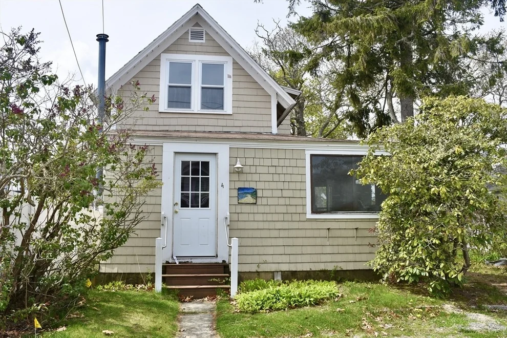 Unit for sale at 4 1st St, Wareham, MA 02558
