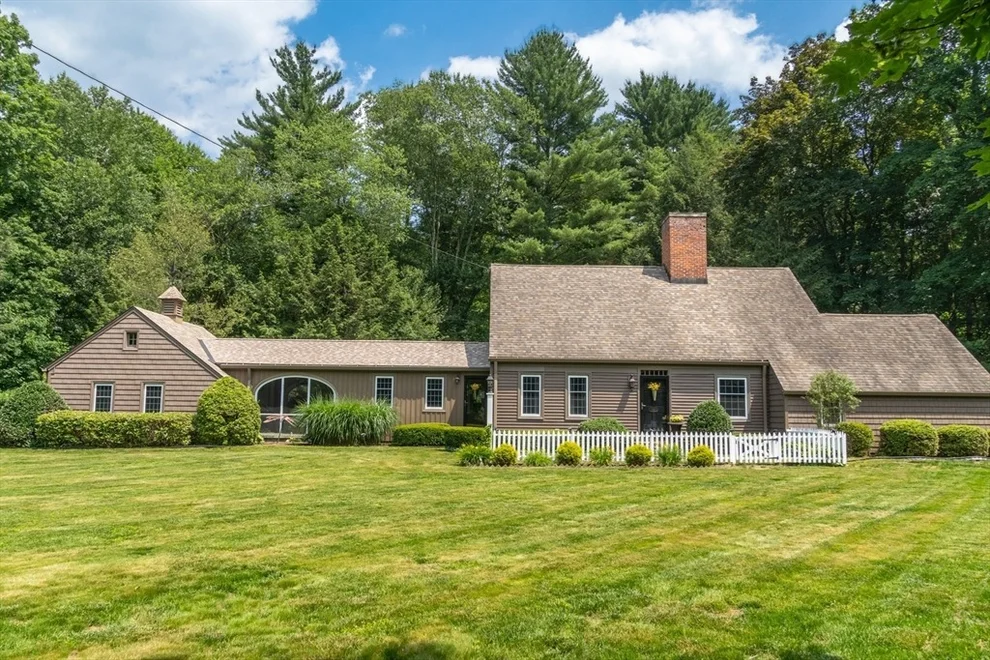 Unit for sale at 188 Main St, Wilbraham, MA 01095