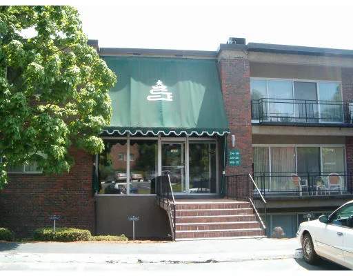 Unit for sale at 1210 Greendale Ave, Needham, MA 02492