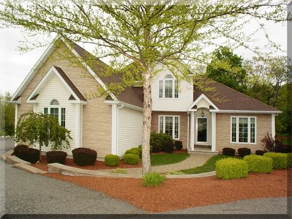 Unit for sale at 34 Garden Ln, Wakefield, MA 01880