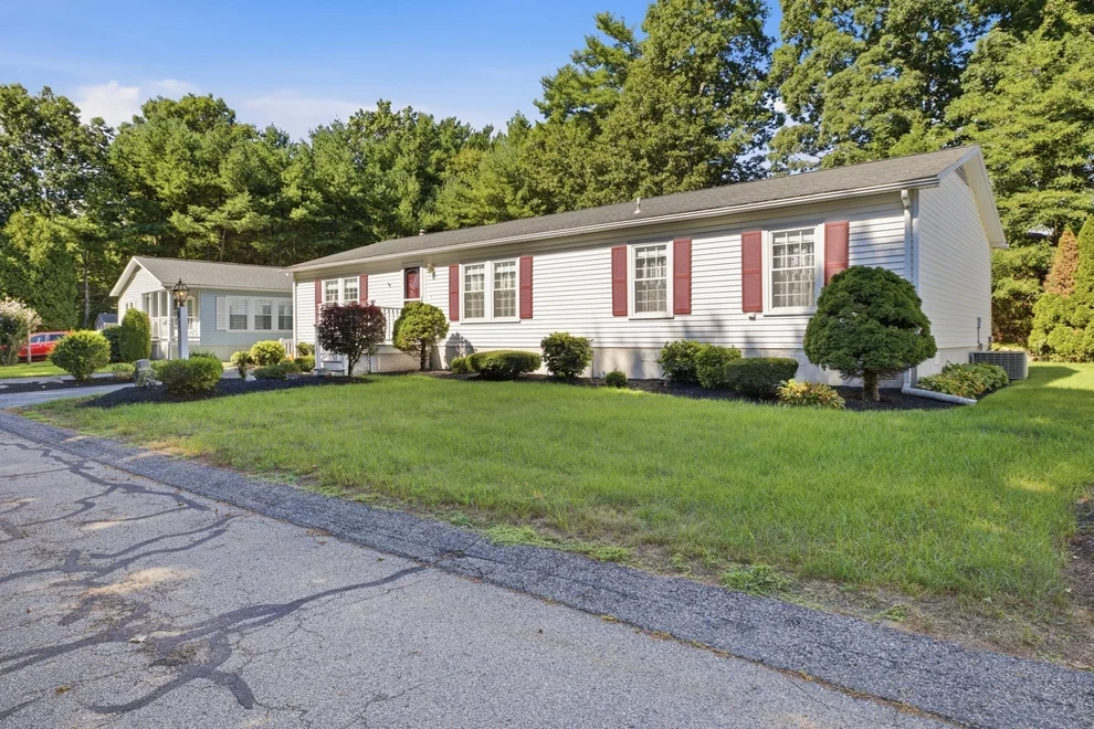 Unit for sale at 5 Brimwood Lane, Bridgewater, MA 02324
