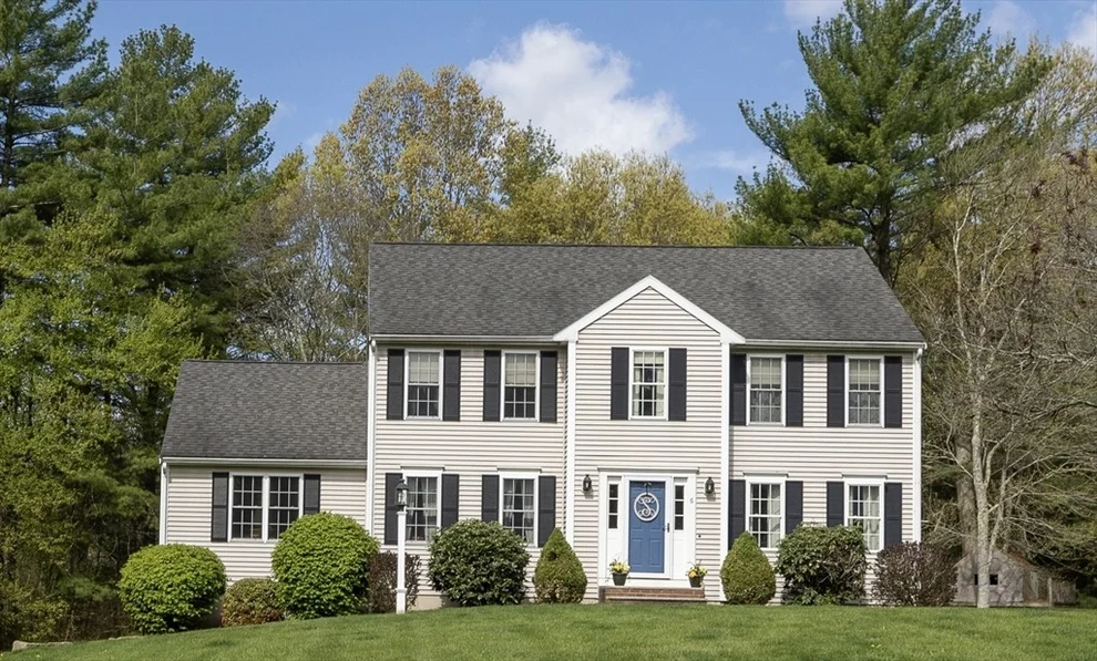 Unit for sale at 6 Mckenzies Way, Berkley, MA 02779