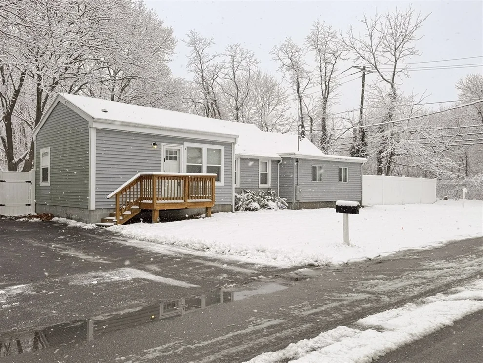 Unit for sale at 1 Chapel Ln, Wareham, MA 02538