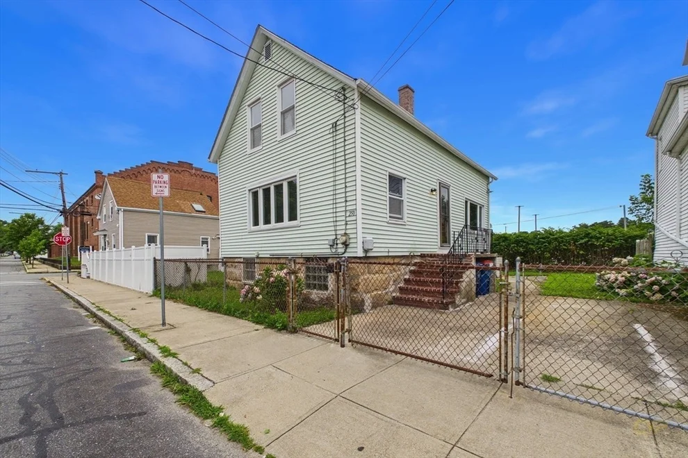 Unit for sale at 250 Chancery St, New Bedford, MA 02740