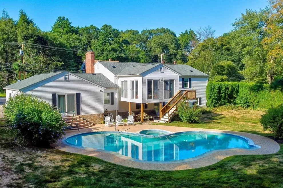 Unit for sale at 58 Washington, Topsfield, MA 01983