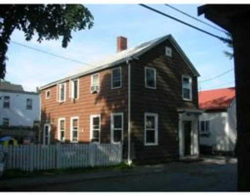 Unit for sale at 5 Cross Street Ct, Salem, MA 01970