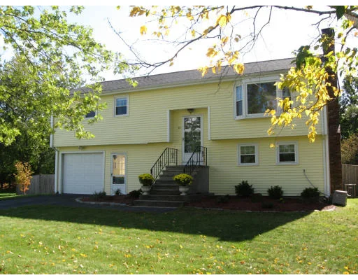 Unit for sale at 42 Burning Tree Rd., Natick, MA 01760