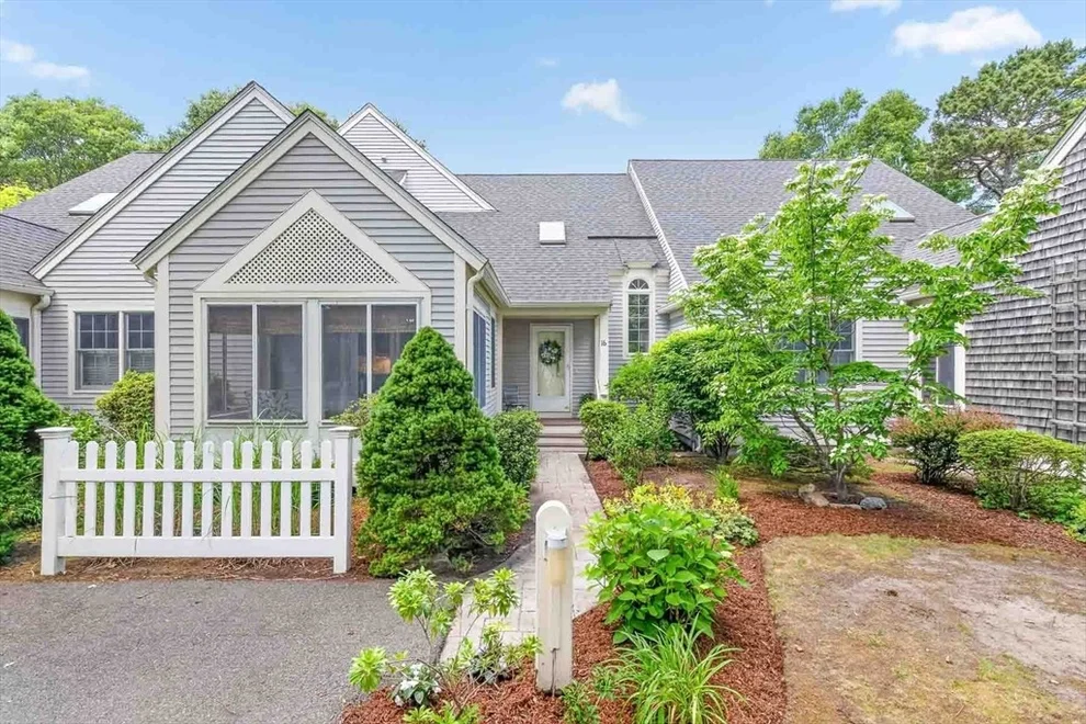 Unit for sale at 16 Gold Leaf Ln, Mashpee, MA 02649