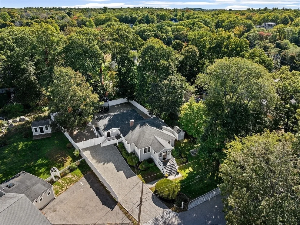 Unit for sale at 7 Cliff Rd, Hingham, MA 02043