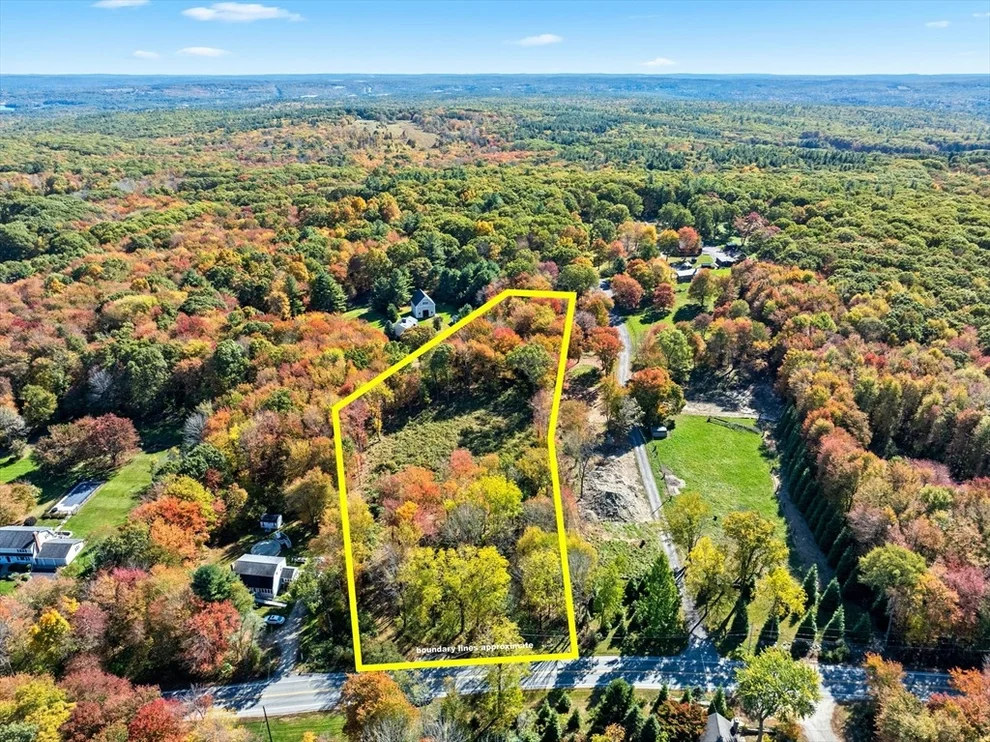 Unit for sale at 345 Central Tpke, Sutton, MA 01590