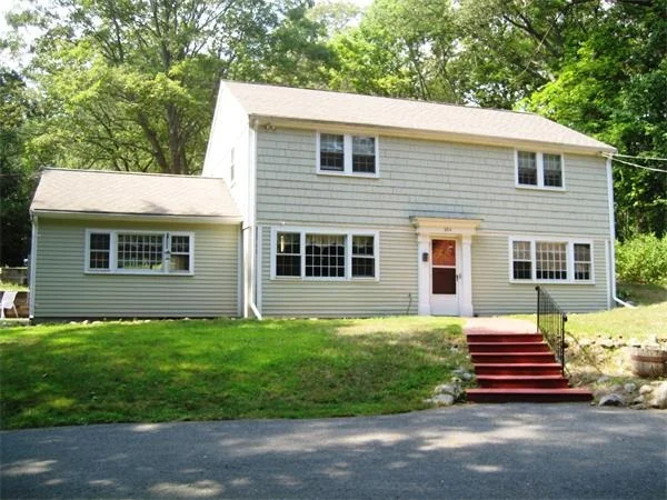 Unit for sale at 206 Perkins Row, Topsfield, MA 01983