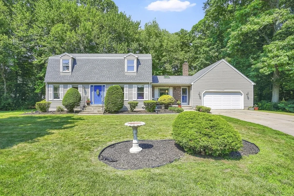 Unit for sale at 88 Jennie Cir, Agawam, MA 01001