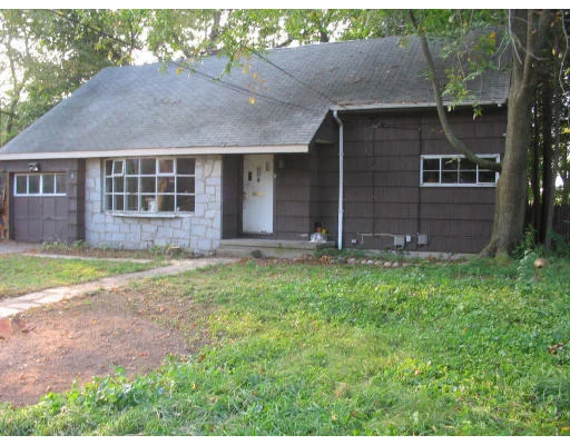 Unit for sale at 9 Wilogreen Rd, Natick, MA 01760