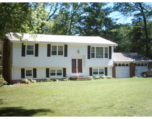 Unit for sale at 20 Maverick Circle, Billerica, MA 01821
