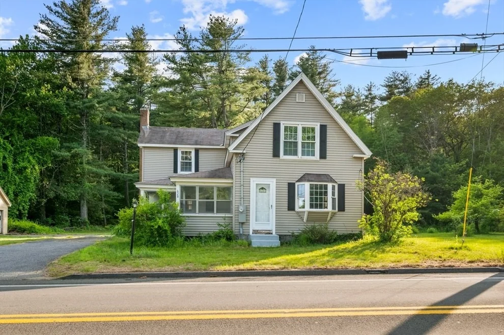 Unit for sale at 628 Rindge Rd, Fitchburg, MA 01420