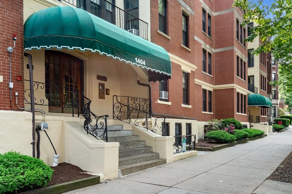Unit for sale at 1404 Commonwealth Ave, Boston, MA 02135