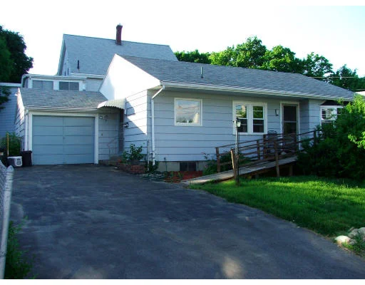Unit for sale at 3 Versailles St, Marlborough, MA 01752
