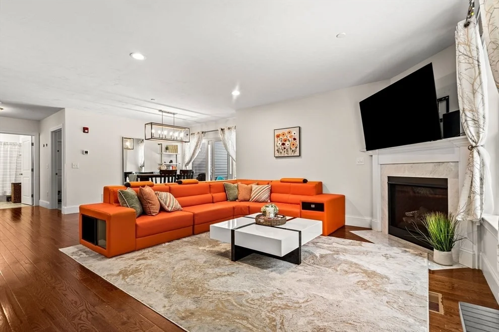 Unit for sale at 1 Roseland St, Foxboro, MA 02035