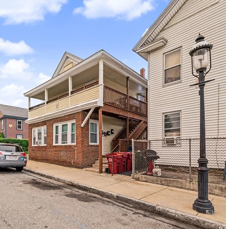 Unit for sale at 5 Dublin St, Lowell, MA 01854