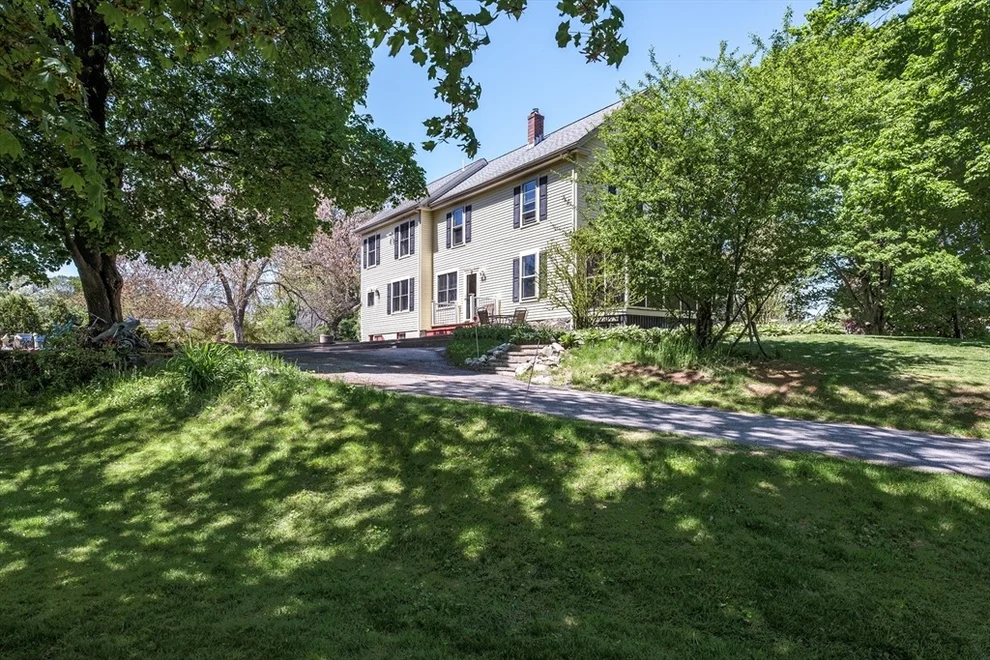 Unit for sale at 30 Warren Ave, Weston, MA 02493