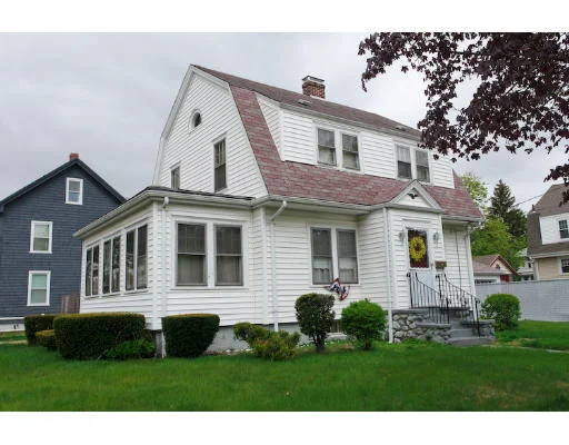 Unit for sale at 2 Congress St, Stoneham, MA 02180
