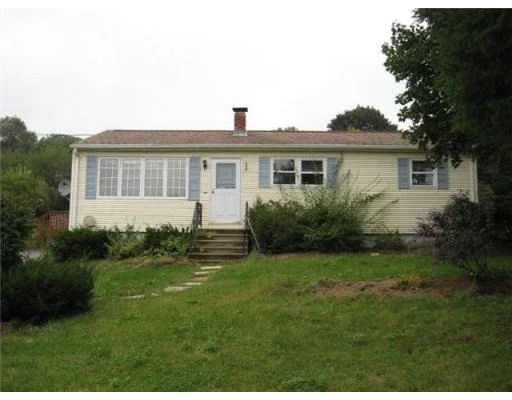Unit for sale at 32 Old Farm Road, Spencer, MA 01562