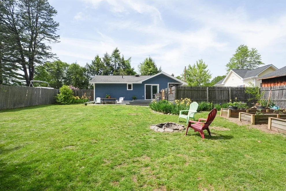 Unit for sale at 207 Belanger, Southampton, MA 01073