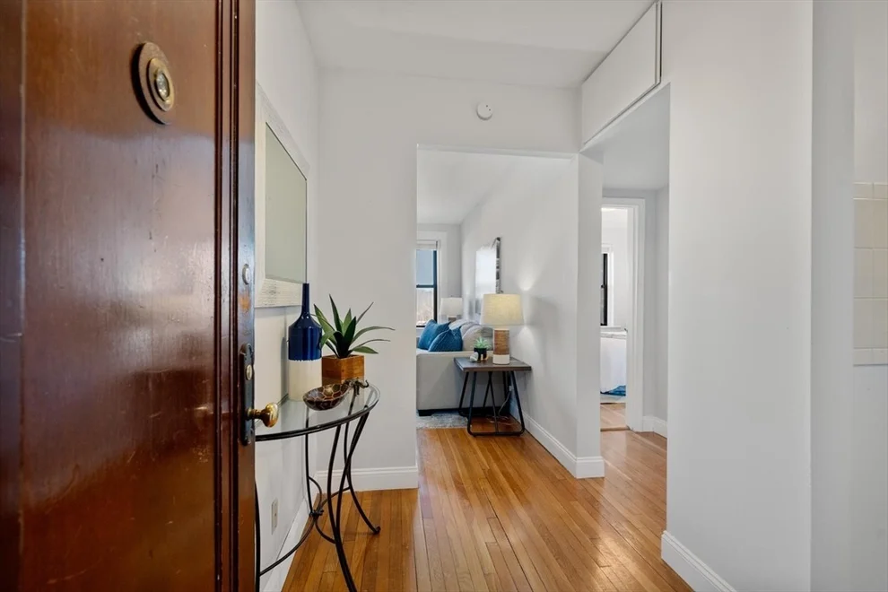 Unit for sale at 2003 Commonwealth Ave, Boston, MA 02135