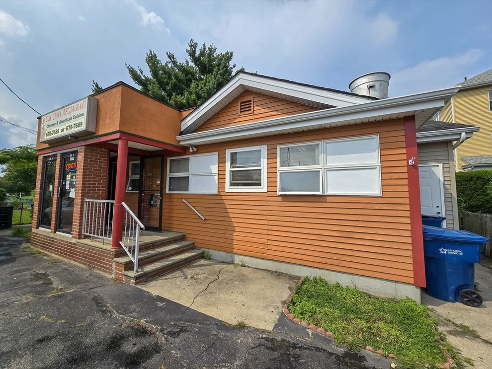 Unit for sale at 752 Brayton Ave, Fall River, MA 02721