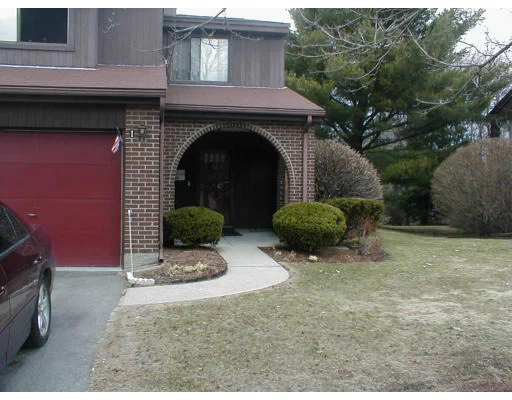Unit for sale at 1 Tamarack Lane, Peabody, MA 01960